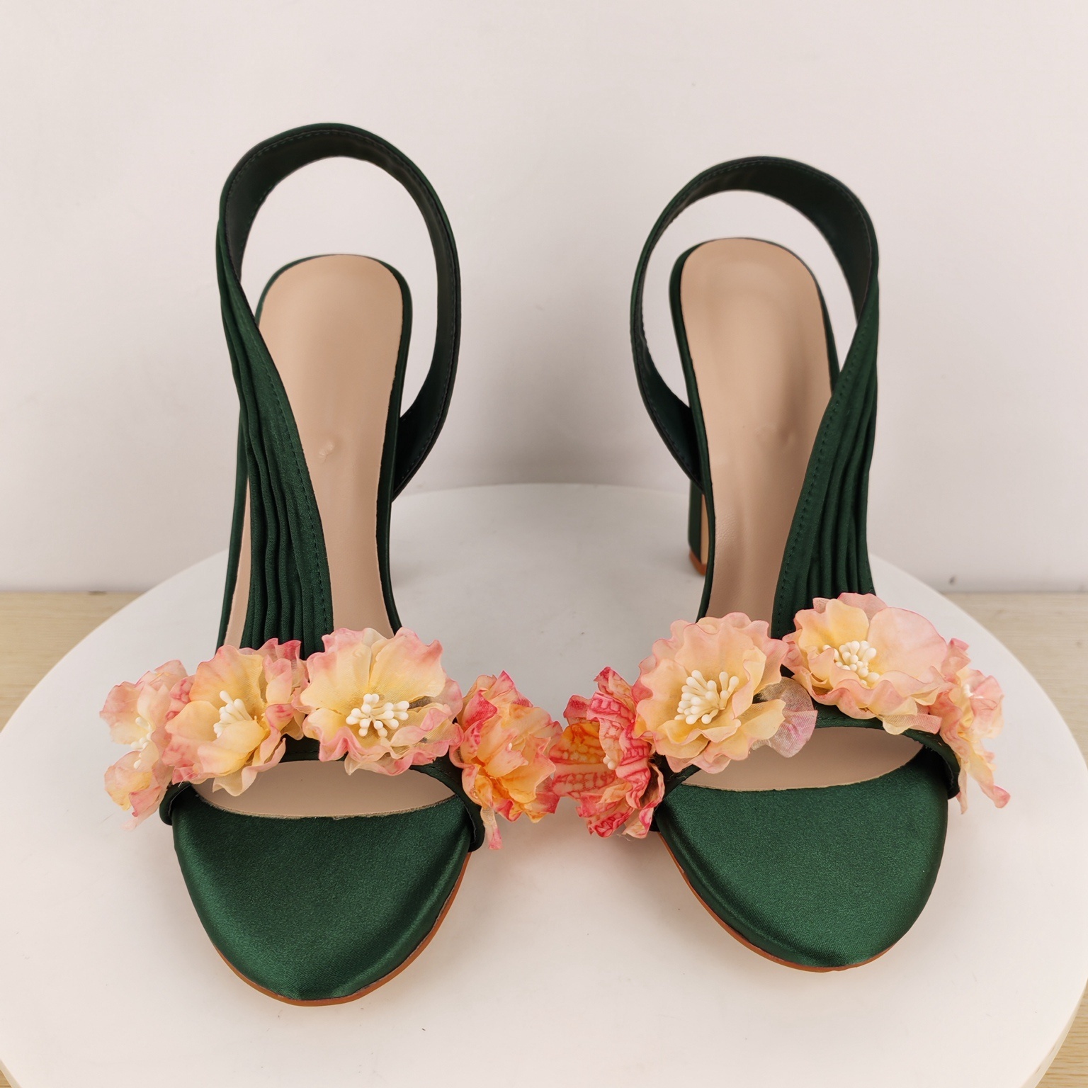 Slingback-Sandalen mit Blockab – Slip Dress Satin Bewertung und Preis
